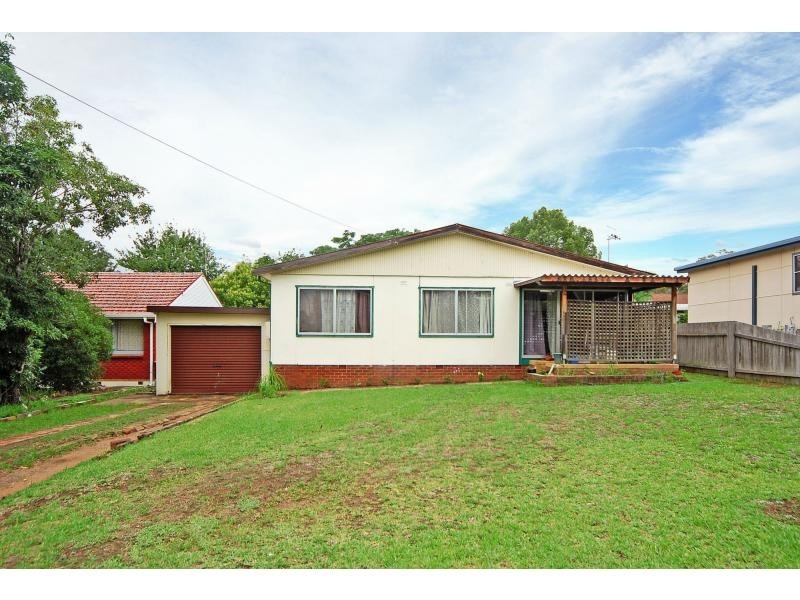 70 Cambewarra Road, Bomaderry NSW 2541