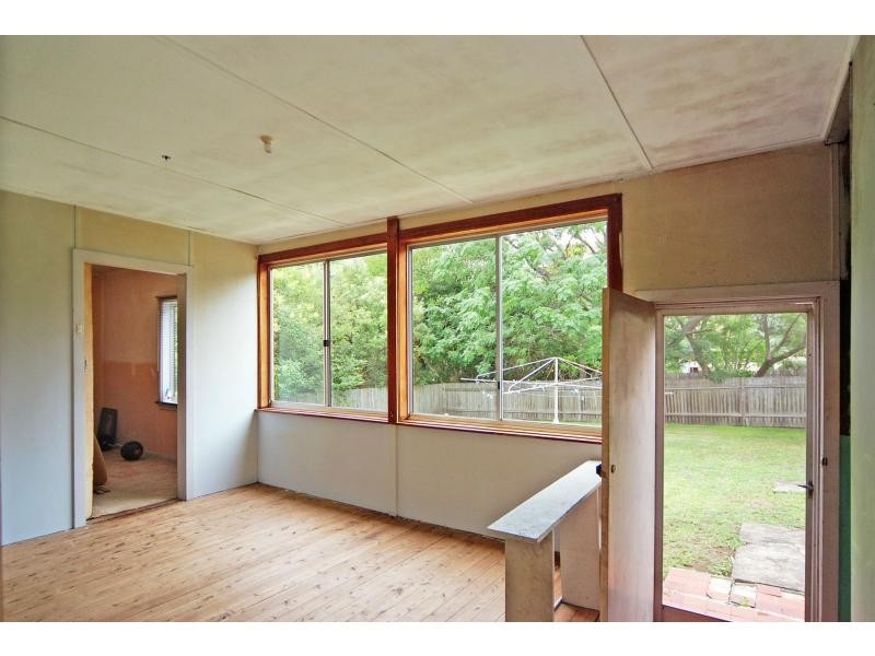 70 Cambewarra Road, Bomaderry NSW 2541