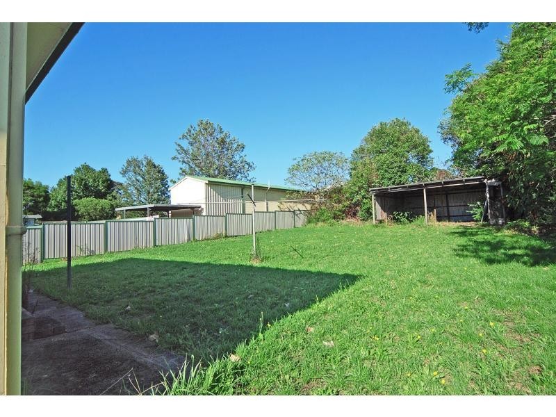 1 Burr Avenue, Nowra NSW 2541