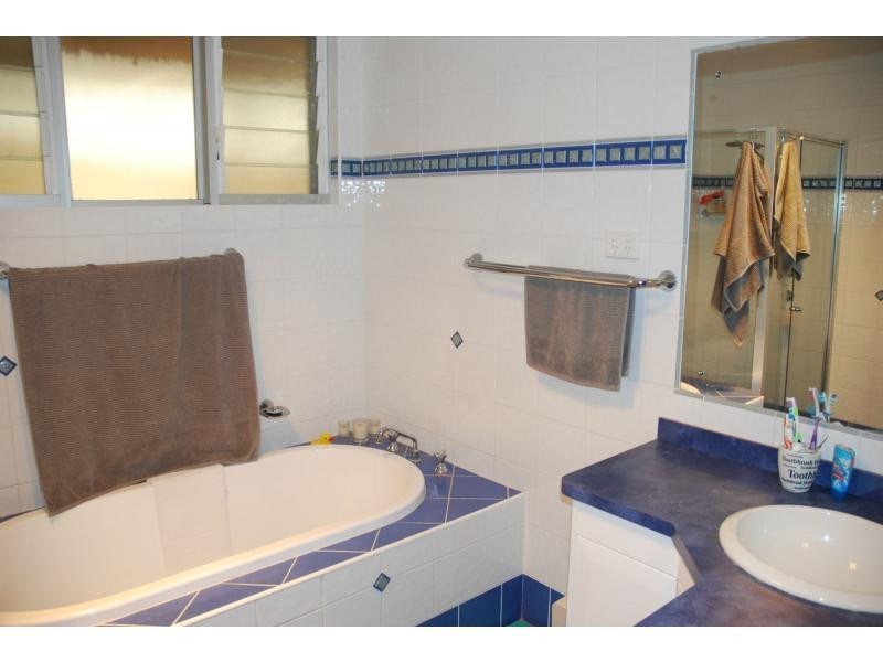 43 Chittick Avenue, North Nowra NSW 2541