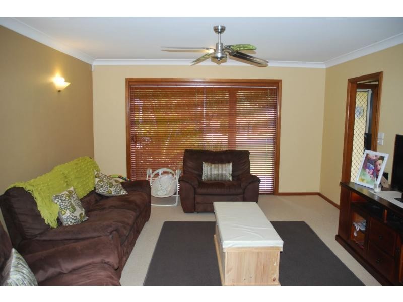 43 Chittick Avenue, North Nowra NSW 2541