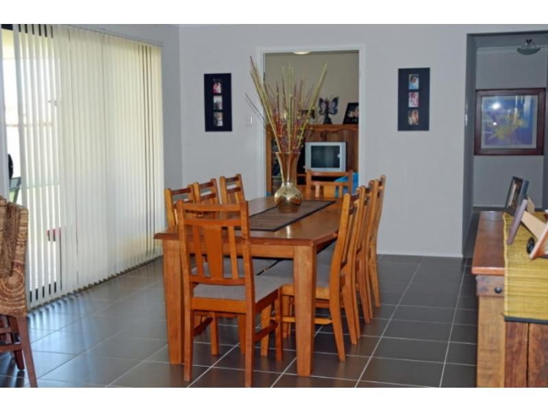 4 Golden Ash Close, Worrigee NSW 2540