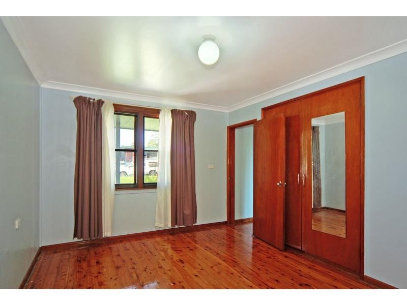 35 Quiberon Street, Nowra NSW 2541