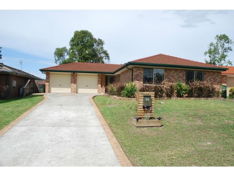 24 Rayleigh Drive, Worrigee NSW 2540
