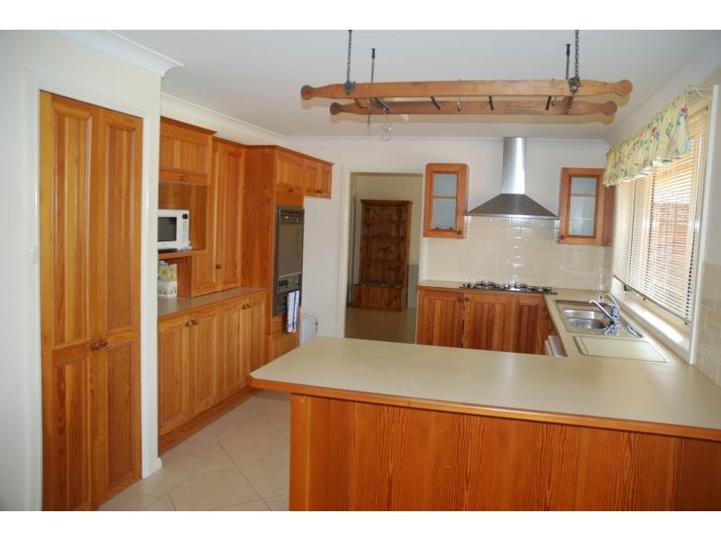 3 Ikara Place, North Nowra NSW 2541