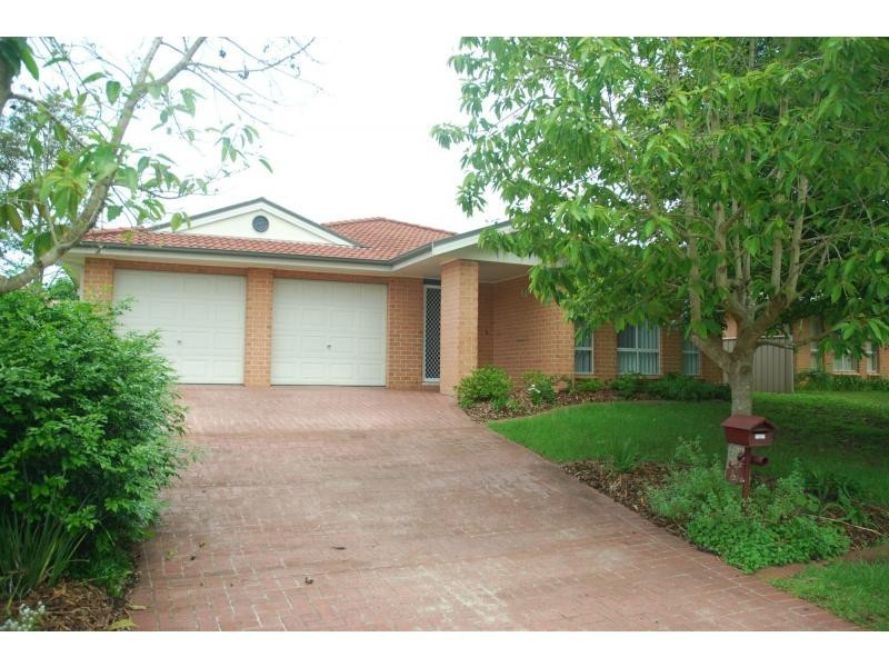 26 Gardenia Crescent, Bomaderry NSW 2541