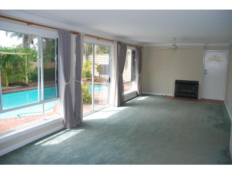 13 Bisdee Place, Nowra NSW 2541