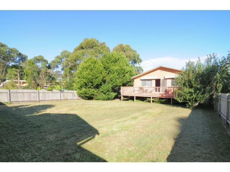 68 St Georges Road, St Georges Basin NSW 2540