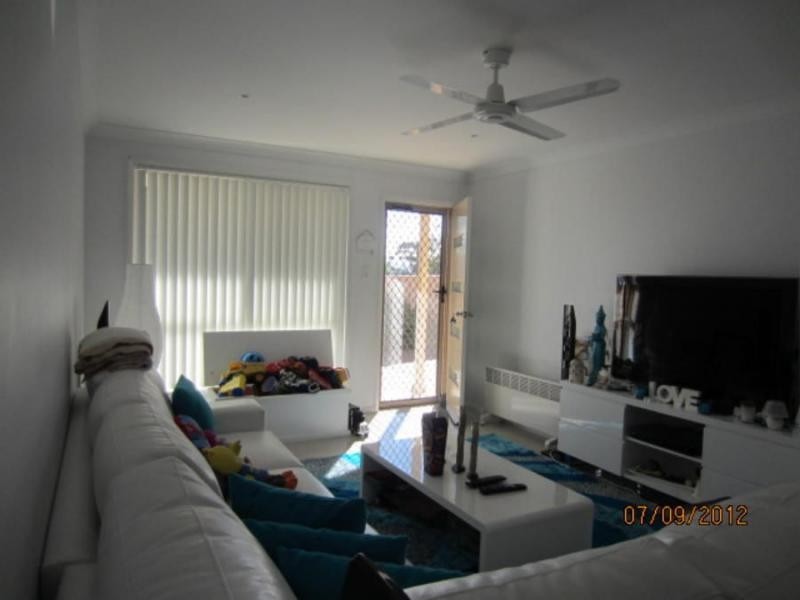 2/50 Greenwell Road, Greenwell Point NSW 2540