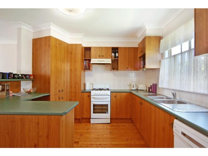 2 Page Avenue, North Nowra NSW 2541