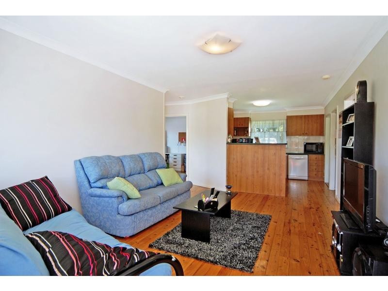 2 Page Avenue, North Nowra NSW 2541