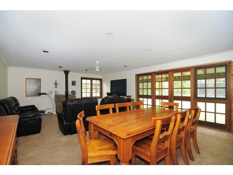 9 Watt Road, Falls Creek NSW 2540