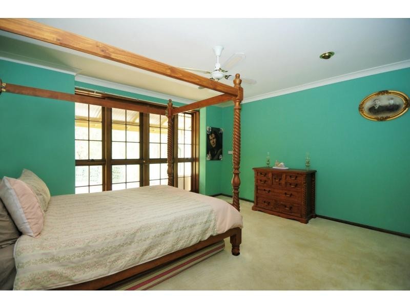 9 Watt Road, Falls Creek NSW 2540