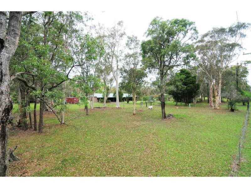9 Watt Road, Falls Creek NSW 2540