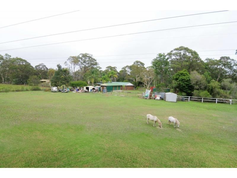 9 Watt Road, Falls Creek NSW 2540