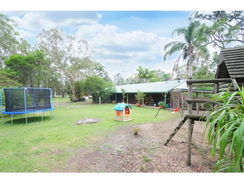9 Watt Road, Falls Creek NSW 2540