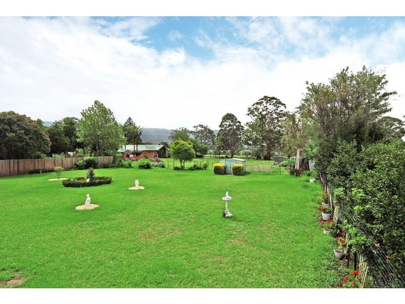 22 Bimbimbie Avenue, Bangalee NSW 2541