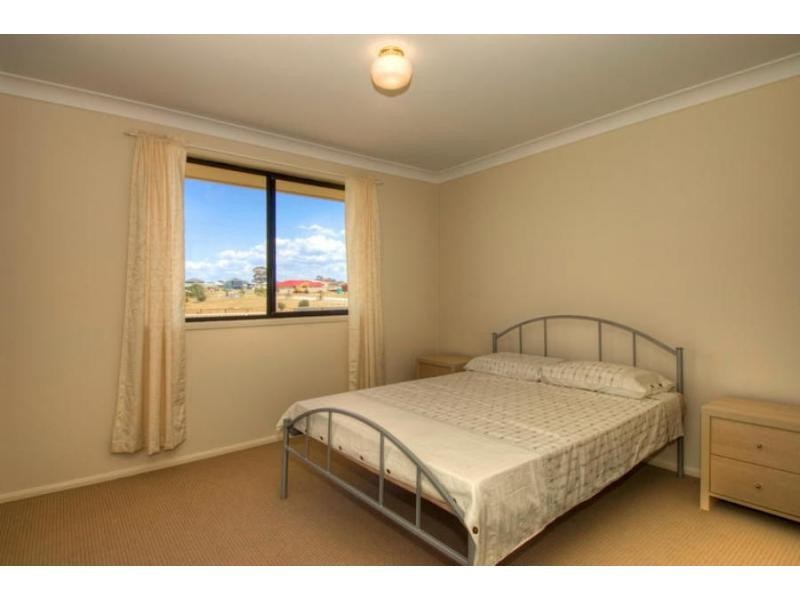 35B Bluewattle Road, Worrigee NSW 2540