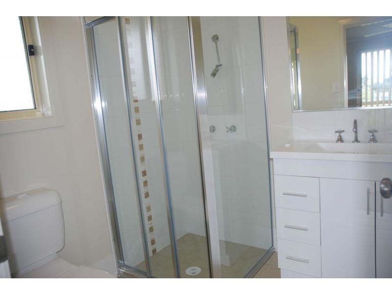 1 Doreen Court, West Nowra NSW 2541