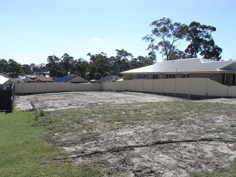 18 Hogbin Crescent, Sanctuary Point NSW 2540