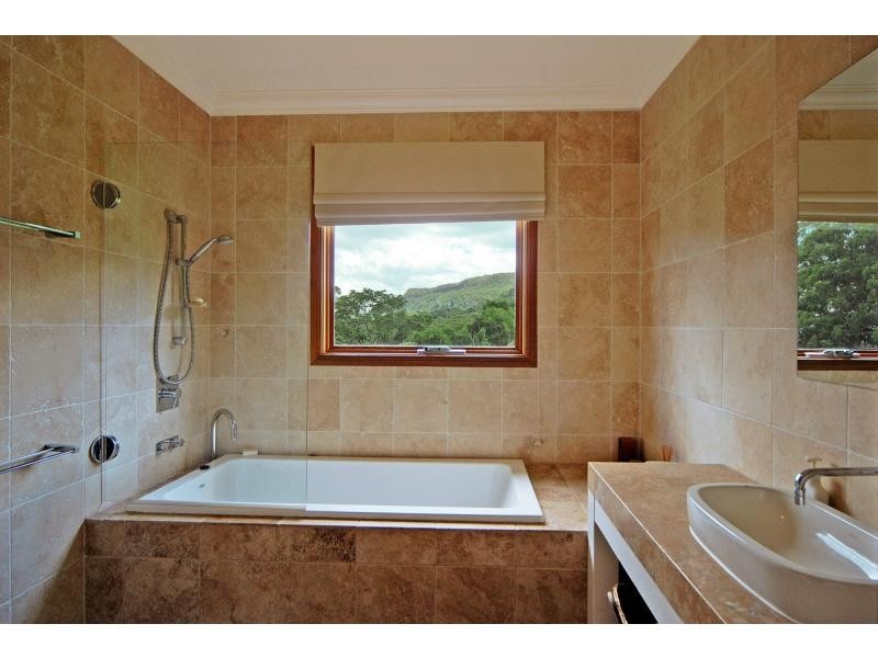 17 Carrington Road, Cambewarra NSW 2540