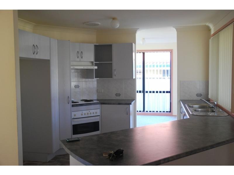 12 Olympic Drive, West Nowra NSW 2541
