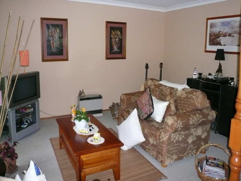 54 Jasmine Drive, Bomaderry NSW 2541