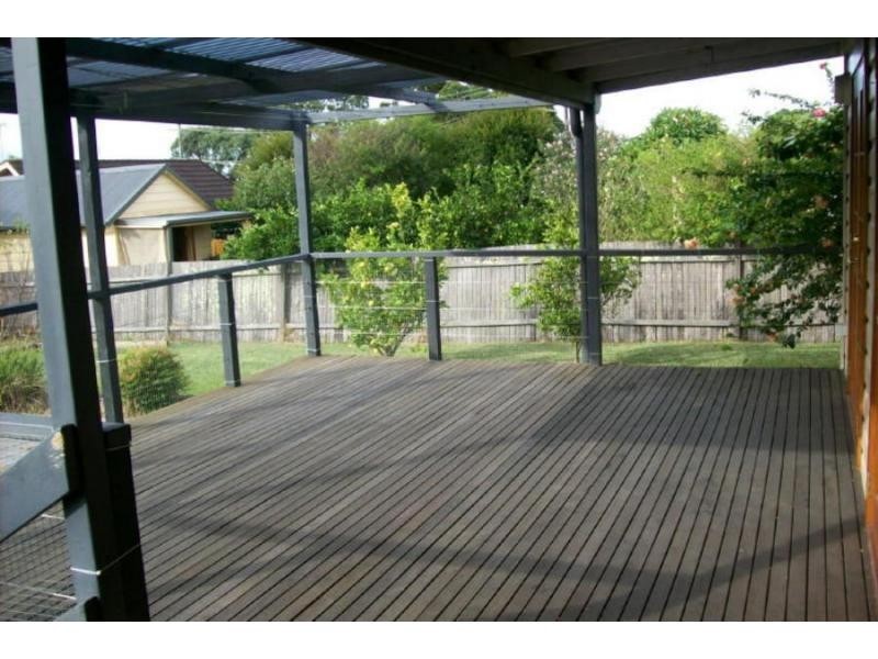 63 Moss Street, Nowra NSW 2541