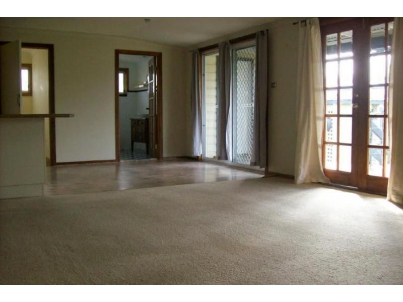 63 Moss Street, Nowra NSW 2541