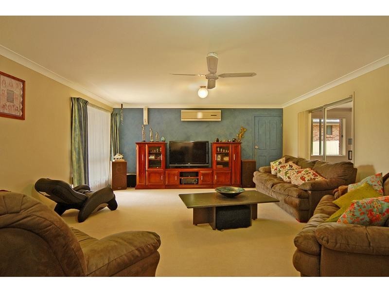 3 Arnheim Place, North Nowra NSW 2541
