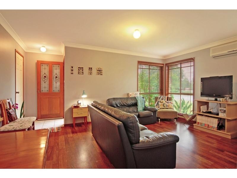 15 Regal Place, Bomaderry NSW 2541
