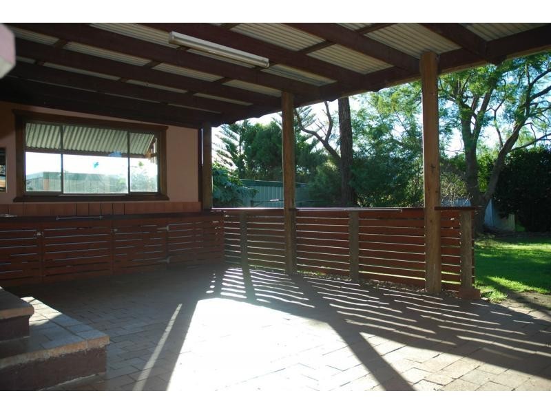 47 Cambewarra Road, Bomaderry NSW 2541