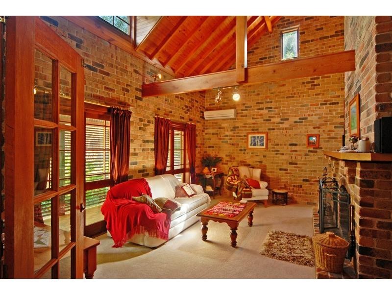 8 Evison Close, Cambewarra NSW 2540