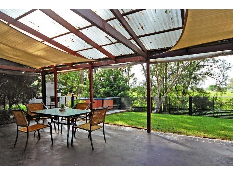 8 Evison Close, Cambewarra NSW 2540