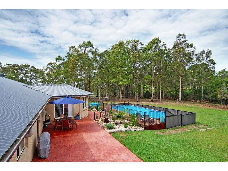 33 Glenoak Way, Nowra Hill NSW 2540