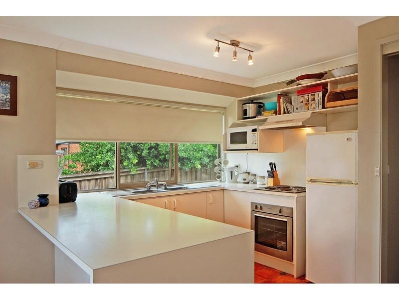 10/33 Lynburn Avenue, Bomaderry NSW 2541