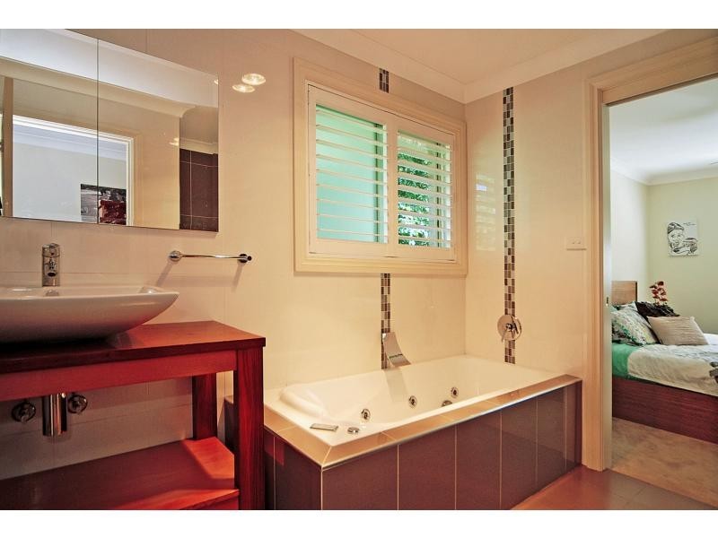 10 Rockhill Road, North Nowra NSW 2541