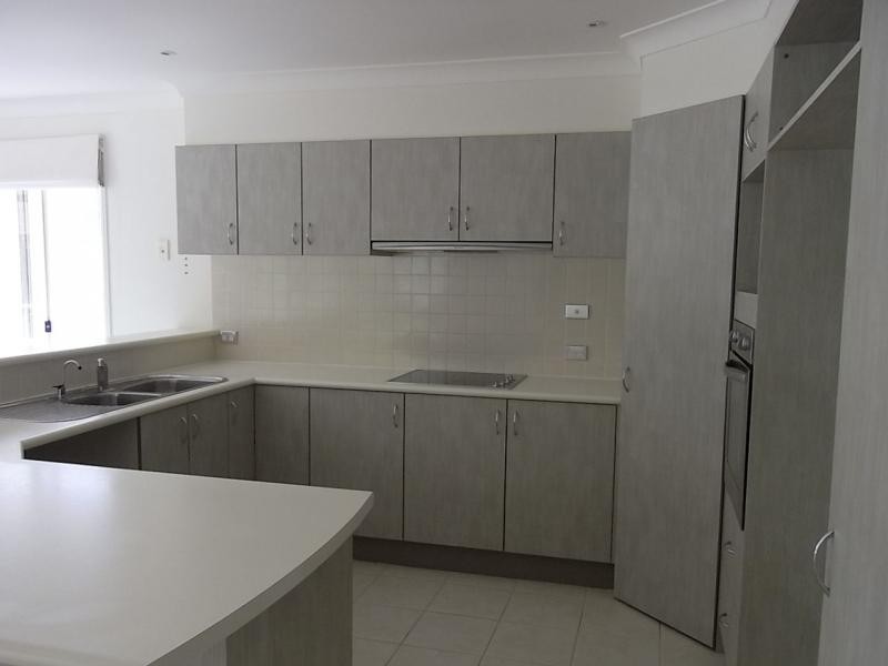 25 Streamside Street, Woollamia NSW 2540