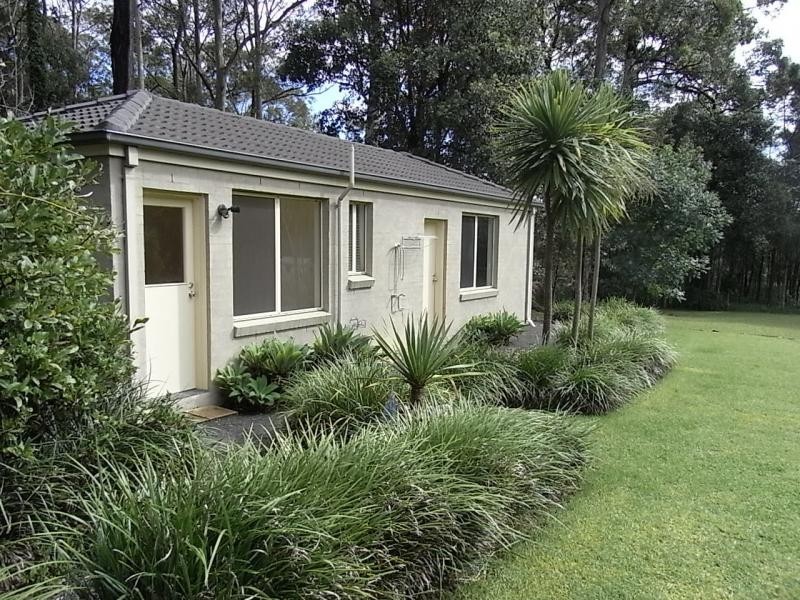 25 Streamside Street, Woollamia NSW 2540