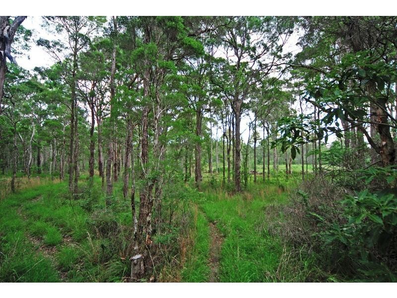 70 Hillcrest Avenue, South Nowra NSW 2541