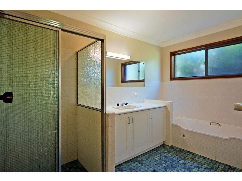 37 Chittick Avenue, North Nowra NSW 2541