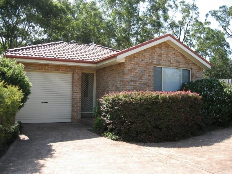 8/67 Brinawarr Street, Bomaderry NSW 2541
