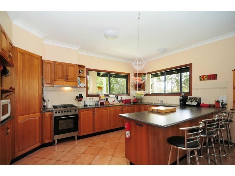 64 Cambourne Road, Tomerong NSW 2540