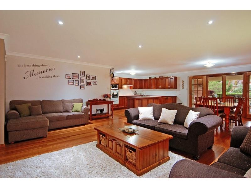 24 Royal Street, Worrigee NSW 2540