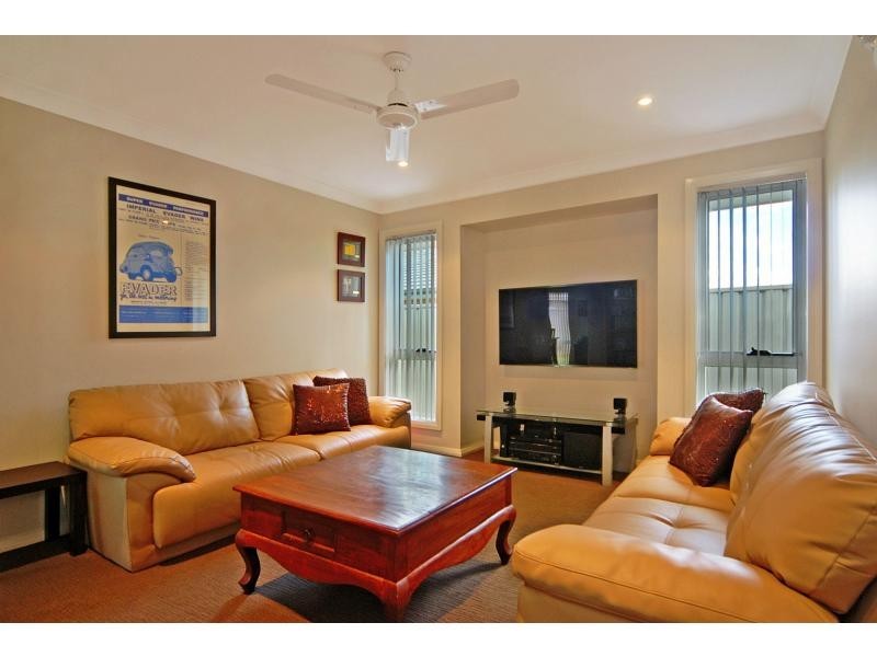 10 Hanover Close, South Nowra NSW 2541