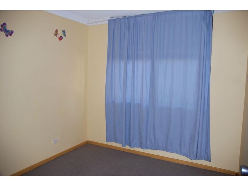 Unit 2/3 Shorland Place, Nowra NSW 2541