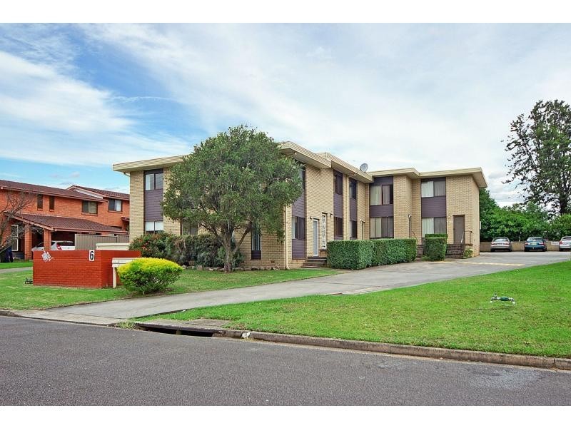 4/6 Campbell Place, Nowra NSW 2541