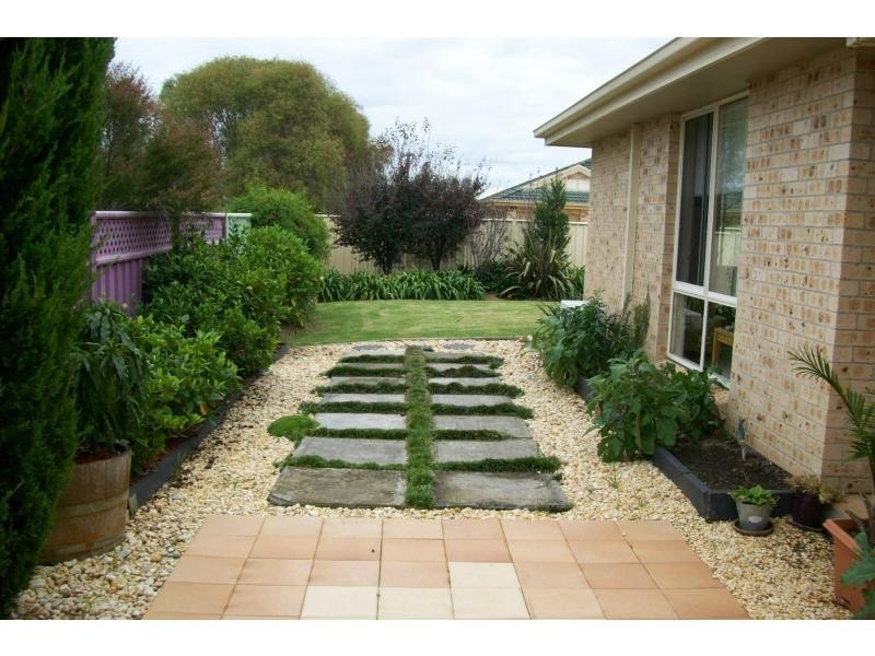 1 Robinia Way, Worrigee NSW 2540