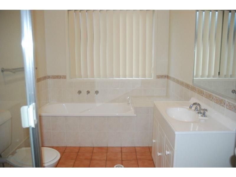 102 Isa, Worrigee NSW 2540