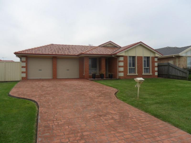 6 Eucalyptus Avenue, Worrigee NSW 2540